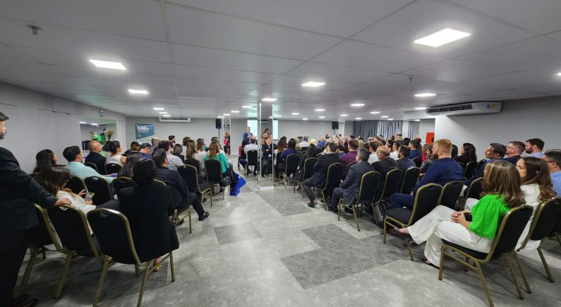 Hotelaria Catarinense reunida em Balneário Camboriú para comemorar o Dia do Hoteleiro